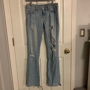 Distressed American Eagle Jeans size 4